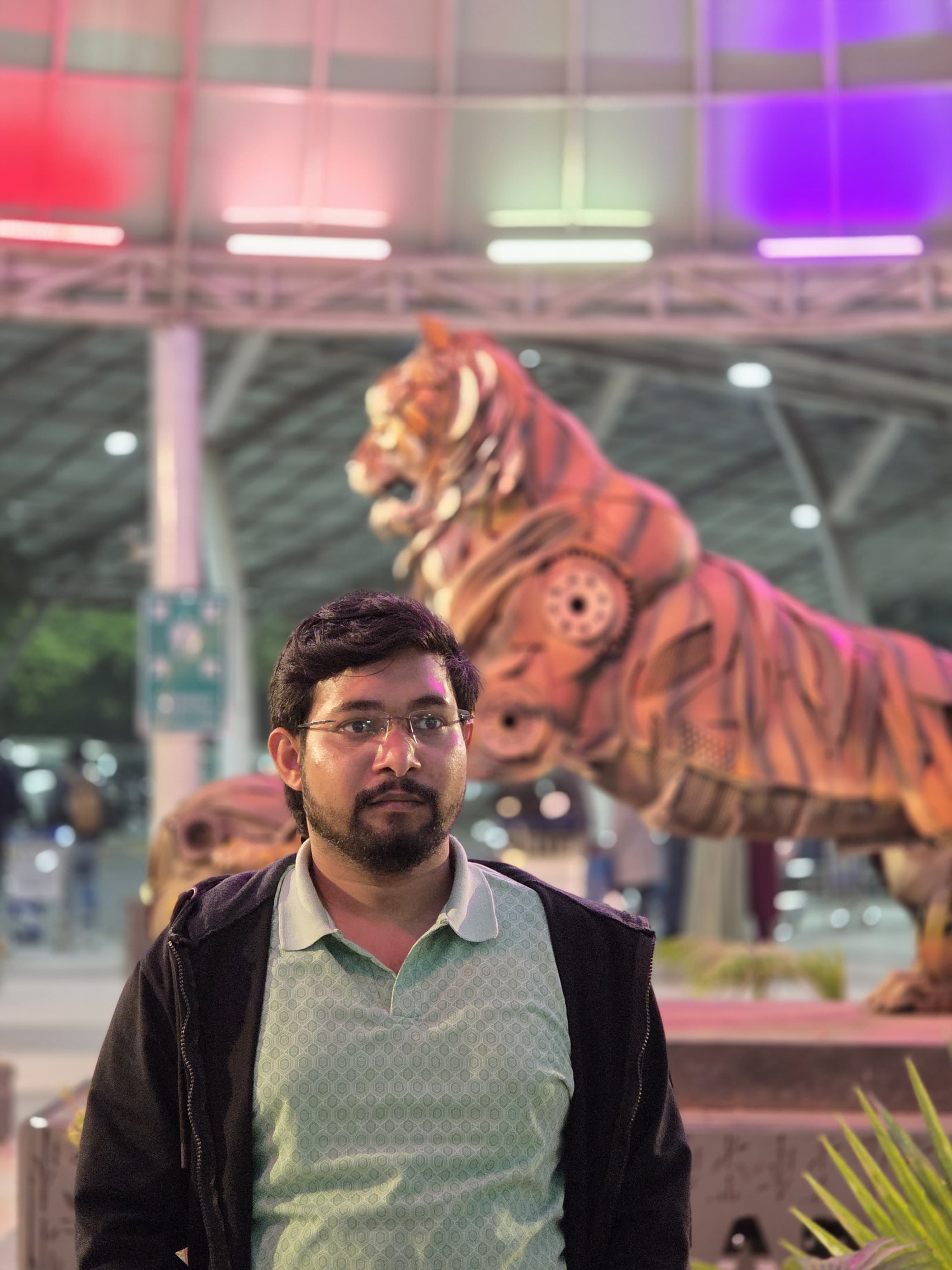 Dwaipayan Sardar - About